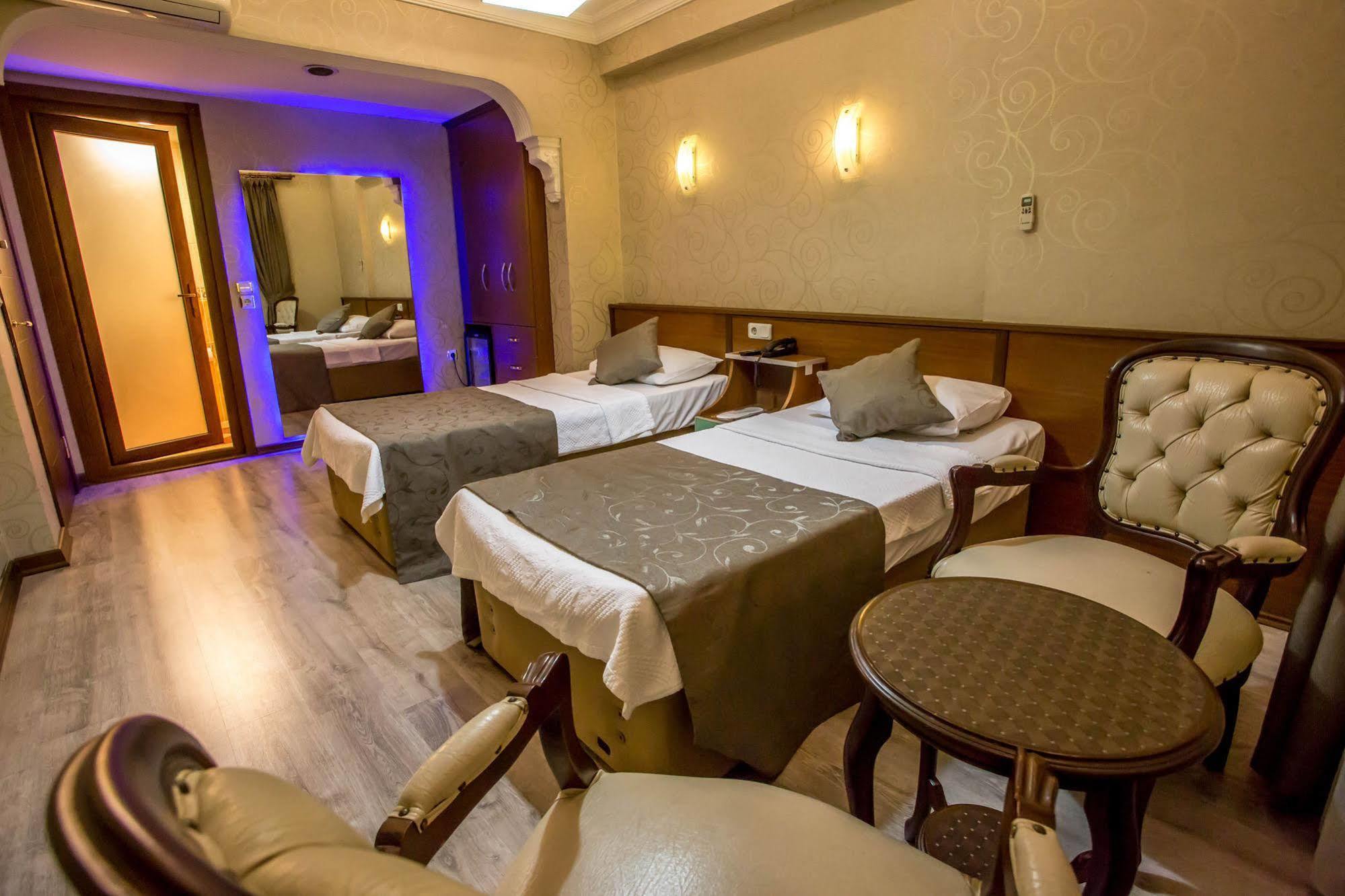 Hotel Pera Capitol Istanbul Exterior photo