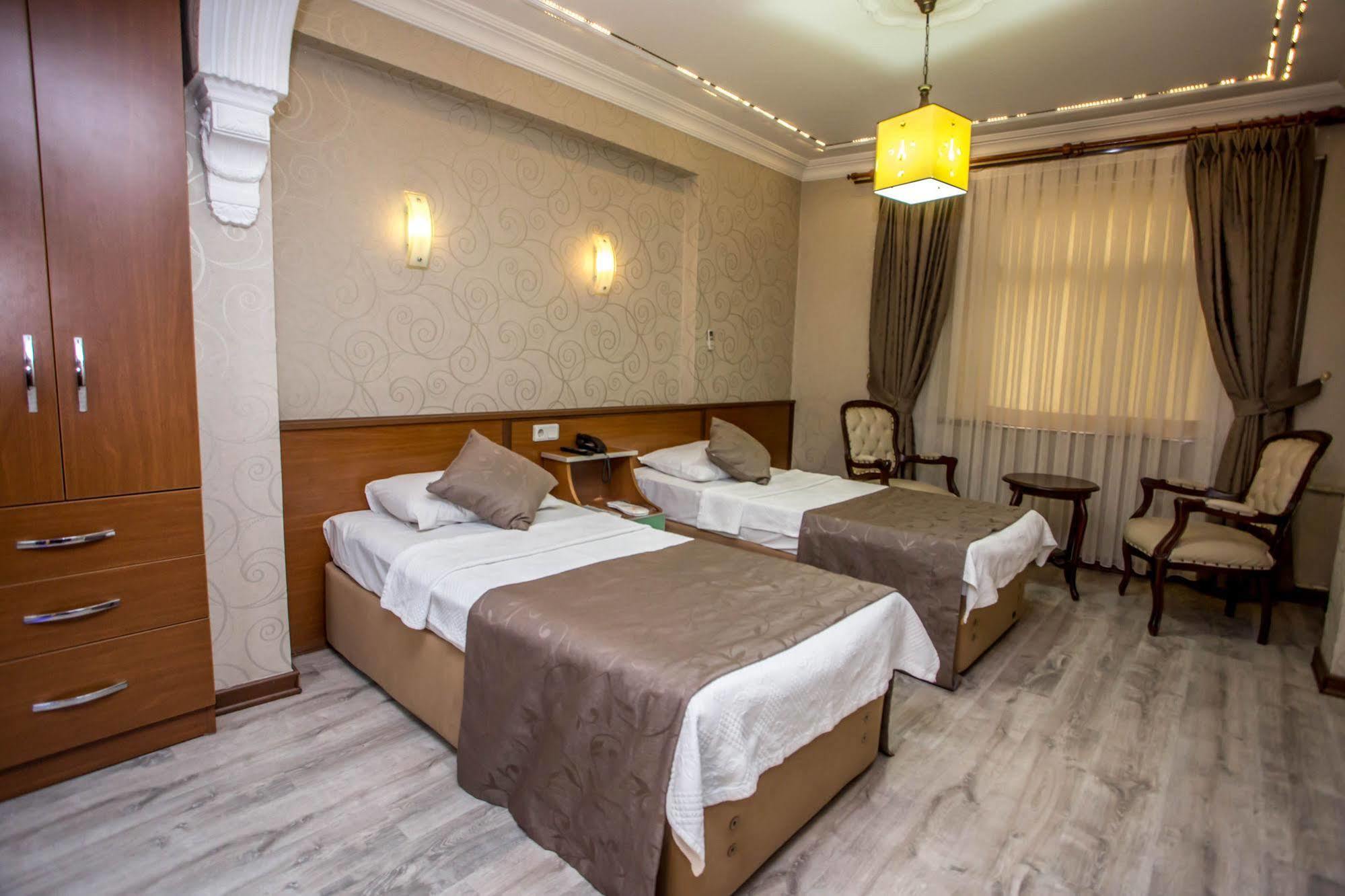 Hotel Pera Capitol Istanbul Exterior photo